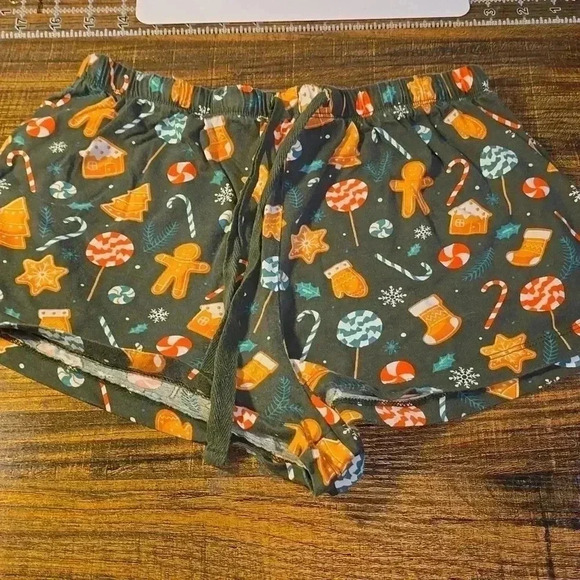 Forever 21 Christmas Pajamas Short S - Picture 1 of 3